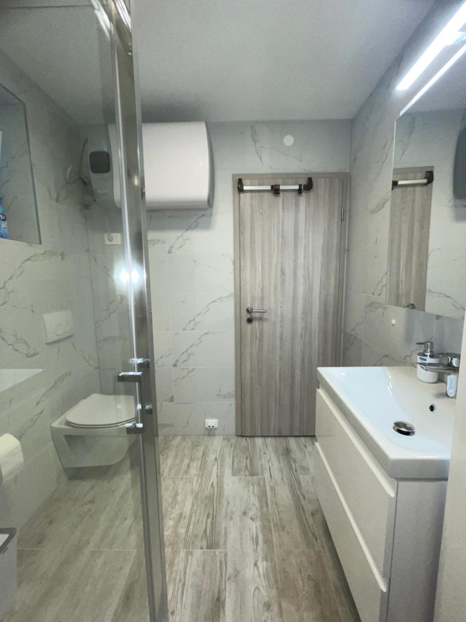 Apartma Dzana Zaga Buitenkant foto